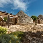 Vila Trulli Di Monte Reale By Perle Di Puglia