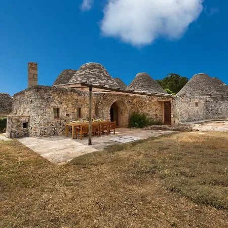 Trulli Di Monte Reale By Perle Di Puglia