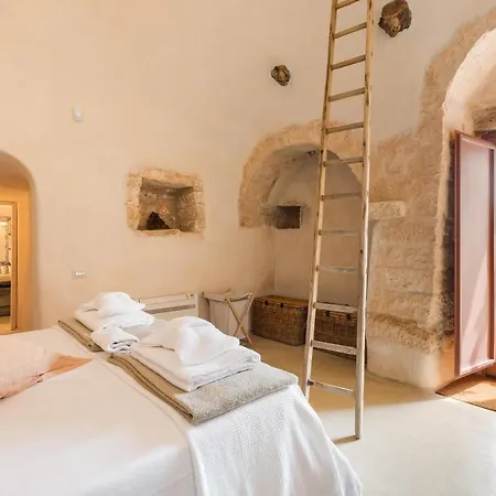 Trulli Di Monte Reale By Perle Di Puglia * Cisternino